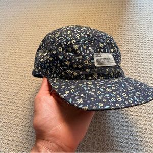 5-panel hat by NINE
